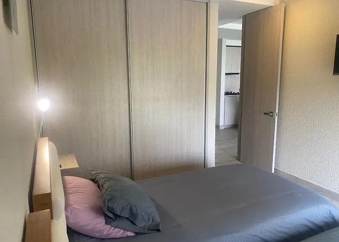 Dominique Cartagena, Beautiful 2 Bedroom Apartment